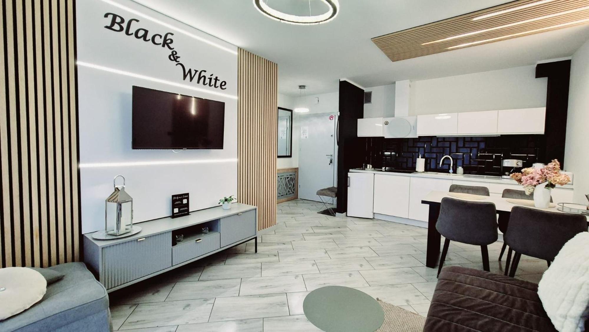 מיילנו Apartament Black-White מראה חיצוני תמונה