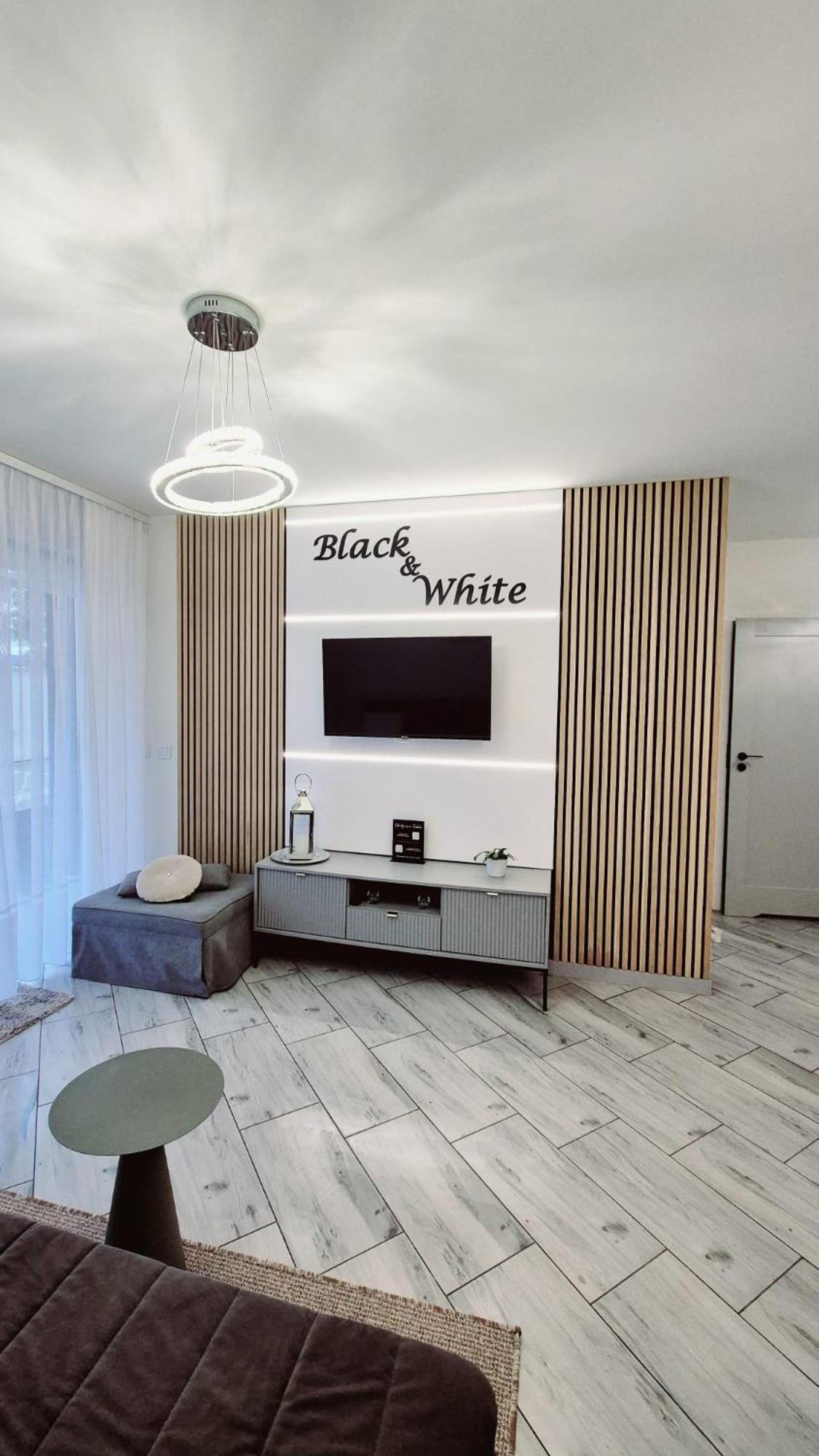 מיילנו Apartament Black-White מראה חיצוני תמונה